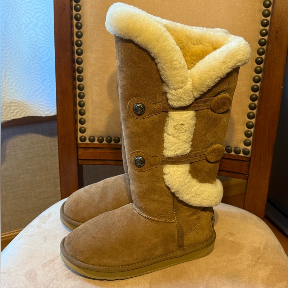 Austrailian Luxe Collective(like Uggs) knee high boots